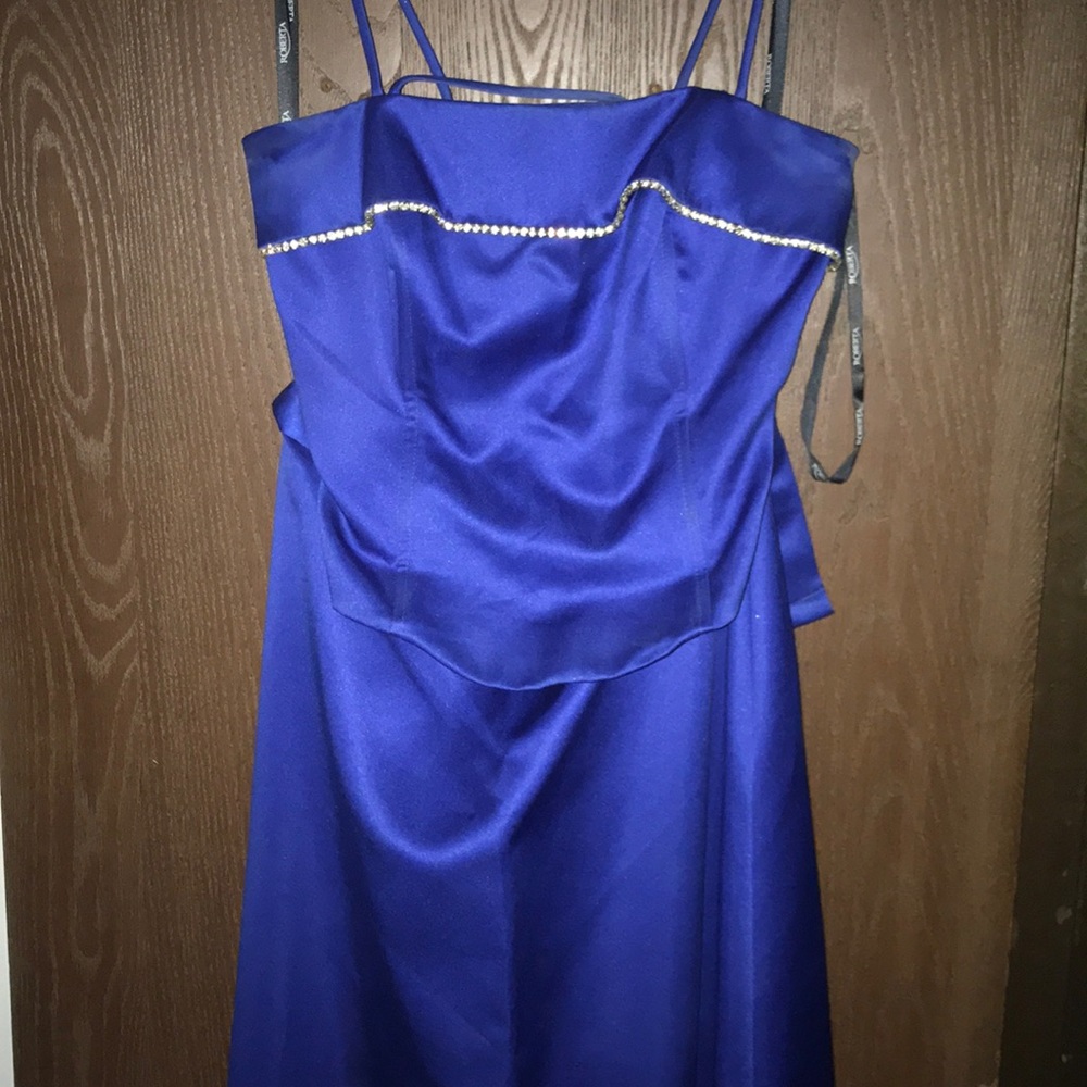 Two piece, blue, prom dress.
